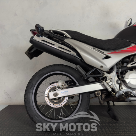 HONDA NX Falcon 400, Foto 2