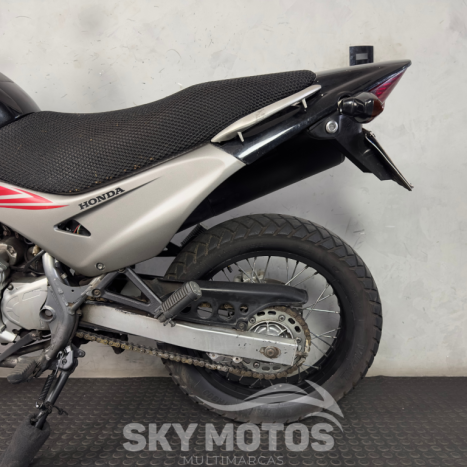 HONDA NX Falcon 400, Foto 12