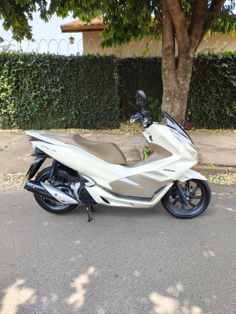 HONDA PCX 150 DLX, Foto 3