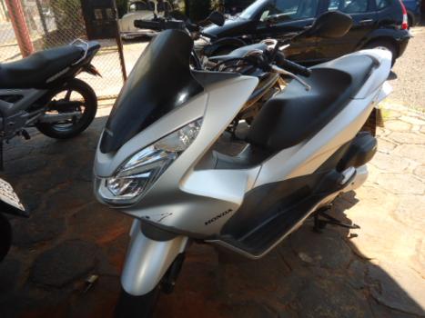 HONDA PCX 150 DLX, Foto 1