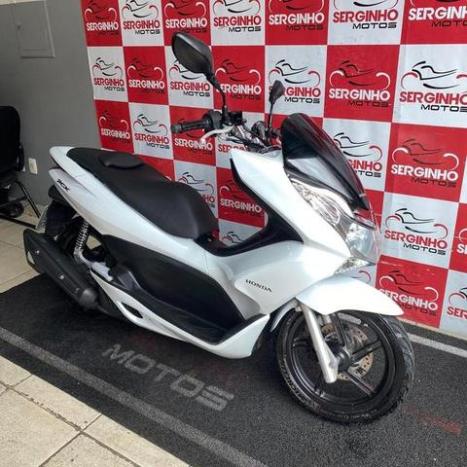 HONDA PCX 150 DLX, Foto 3