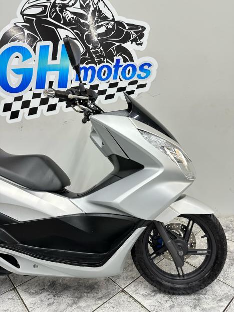 HONDA PCX 150 DLX, Foto 8