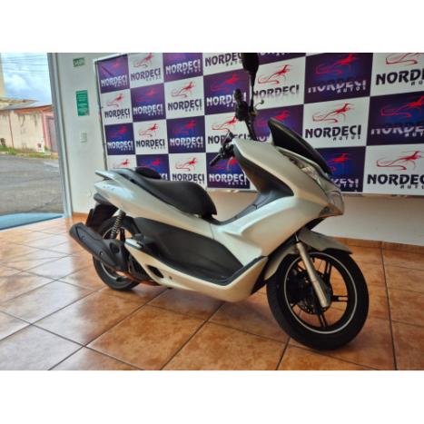 HONDA PCX 150 DLX, Foto 2