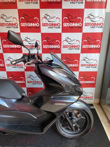 HONDA PCX 150 DLX, Foto 3