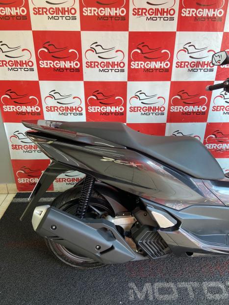HONDA PCX 150 DLX, Foto 4