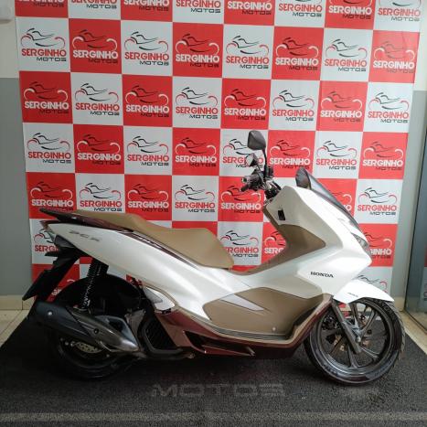 HONDA PCX 150 DLX, Foto 1