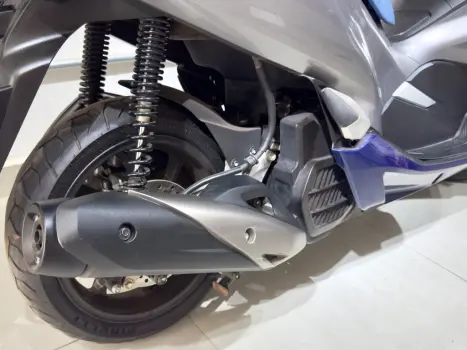 HONDA PCX 150 SPORT, Foto 4