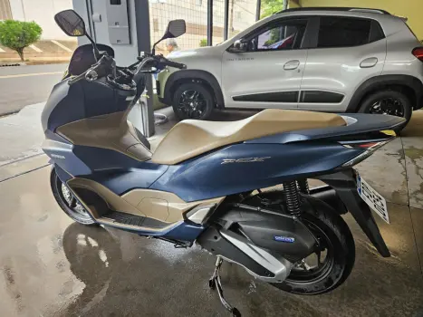 HONDA PCX 160 DLX ABS, Foto 2