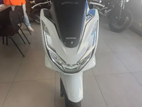 HONDA PCX 160 DLX ABS, Foto 2