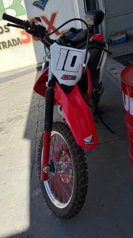 HONDA XR Tornado 250 , Foto 1