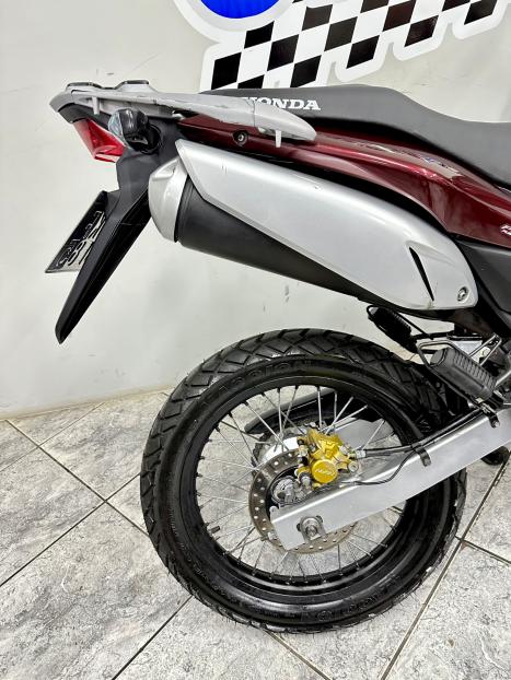 HONDA XRE 300 , Foto 4
