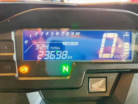 HONDA XRE 300 ABS, Foto 10
