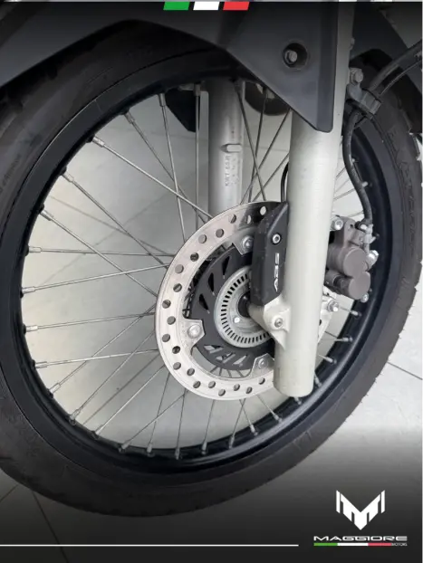 HONDA XRE 300 ABS, Foto 3
