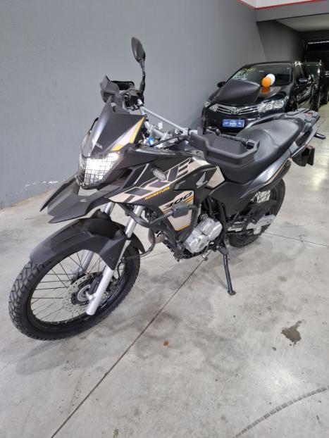HONDA XRE 300 ADVENTURE, Foto 1