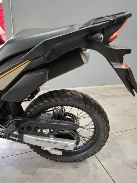 HONDA XRE 300 ADVENTURE, Foto 12
