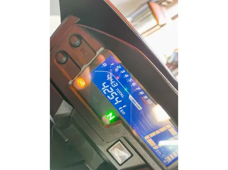 HONDA XRE 300 ADVENTURE, Foto 8