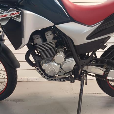 HONDA XRE 300 FLEX, Foto 6