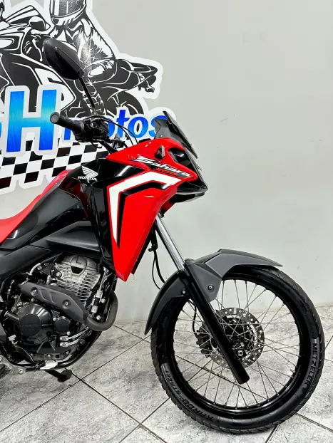 HONDA XRE 300 RALLY ABS, Foto 2