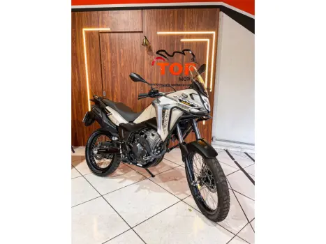 HONDA XRE 300 Sahara ADVENTURE, Foto 5
