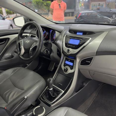 HYUNDAI Elantra 1.8 16V 4P, Foto 2