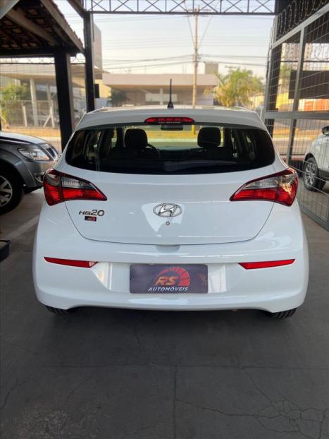 HYUNDAI HB 20 Hatch 1.0 12V 4P FLEX UNIQUE, Foto 5