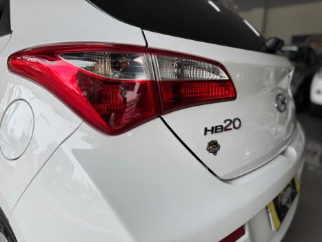 HYUNDAI HB 20 Hatch , Foto 6