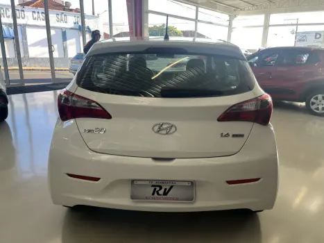 HYUNDAI HB 20 Hatch 1.6 16V 4P FLEX COMFORT, Foto 4