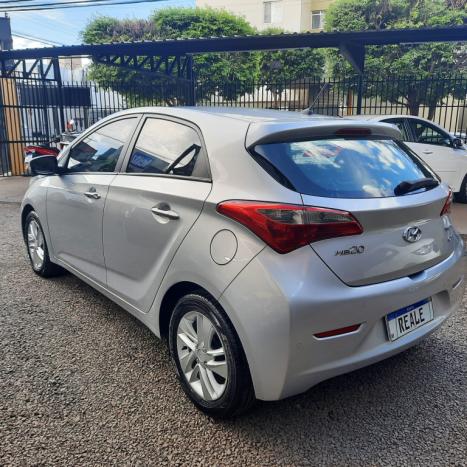HYUNDAI HB 20 Hatch 1.6 16V 4P FLEX PREMIUM, Foto 6
