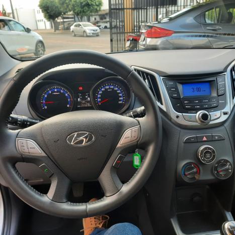 HYUNDAI HB 20 Hatch 1.6 16V 4P FLEX PREMIUM, Foto 10