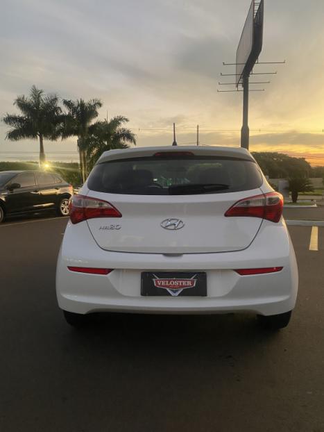 HYUNDAI HB 20 Hatch 1.0 12 V 4P FLEX COMFORT STYLE, Foto 4