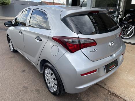 HYUNDAI HB 20 Hatch 1.0 12V 4P FLEX UNIQUE, Foto 6