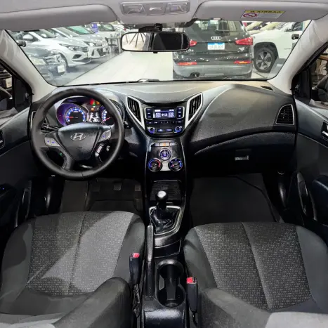HYUNDAI HB 20 Hatch 1.0 12V 4P FLEX UNIQUE, Foto 10