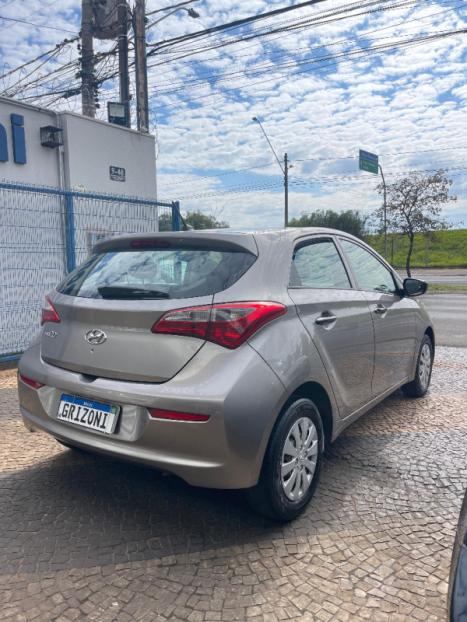 HYUNDAI HB 20 Hatch 1.0 12V 4P FLEX COMFORT, Foto 4