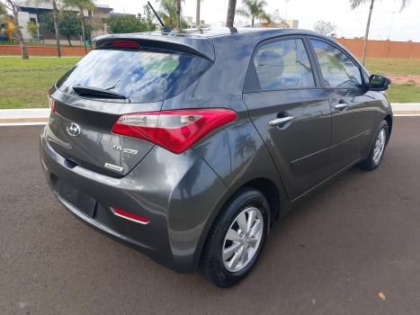 HYUNDAI HB 20 Hatch 1.6 16V 4P FLEX COMFORT PLUS AUTOMTICO, Foto 9