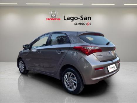 HYUNDAI HB 20 Hatch 1.6 16V 4P FLEX COMFORT PLUS AUTOMTICO, Foto 3