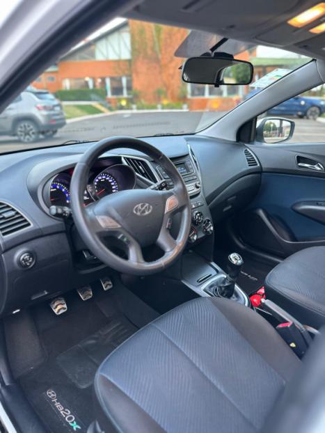 HYUNDAI HB 20 Hatch X 1.6 16V 4P STYLE FLEX, Foto 4