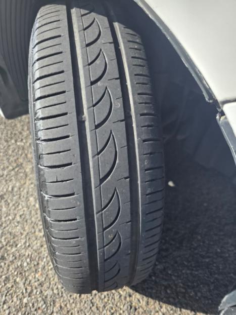 HYUNDAI HB 20 Hatch 1.6 16V 4P FLEX COMFORT PLUS AUTOMTICO, Foto 7