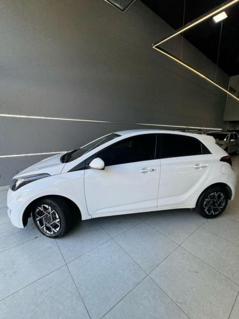 HYUNDAI HB 20 Hatch 1.6 16V 4P COMFORT FLEX AUTOMTICO, Foto 2