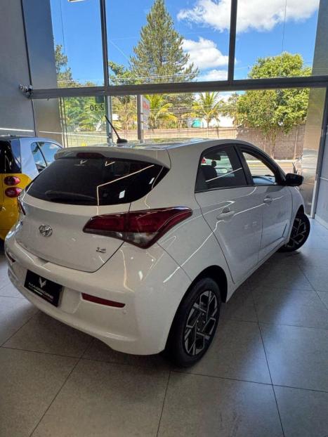HYUNDAI HB 20 Hatch 1.6 16V 4P COMFORT FLEX AUTOMTICO, Foto 8