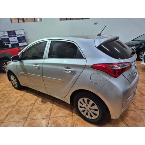 HYUNDAI HB 20 Hatch 1.6 16V 4P FLEX COMFORT PLUS, Foto 3