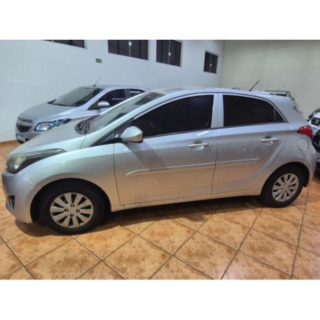 HYUNDAI HB 20 Hatch 1.6 16V 4P FLEX COMFORT PLUS, Foto 4