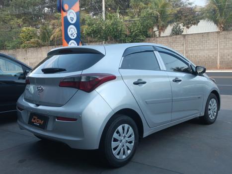 HYUNDAI HB 20 Hatch 1.0 12V 4P FLEX UNIQUE, Foto 4