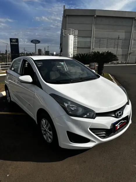 HYUNDAI HB 20 Hatch 1.0 12V 4P FLEX COMFORT, Foto 4