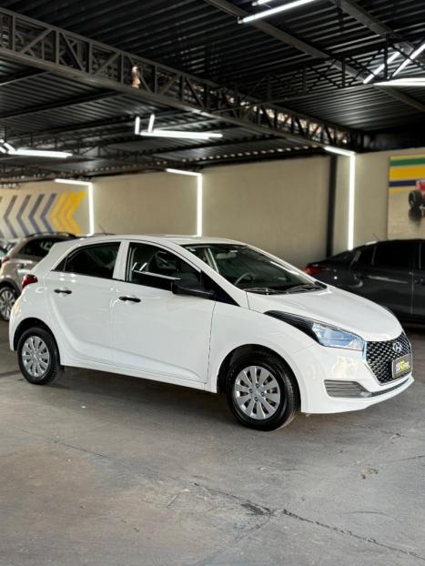 HYUNDAI HB 20 Hatch 1.0 12V 4P FLEX UNIQUE, Foto 2