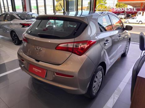 HYUNDAI HB 20 Hatch 1.0 12V 4P FLEX COMFORT, Foto 6