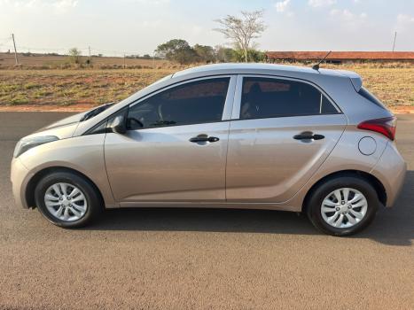 HYUNDAI HB 20 Hatch 1.0 12V 4P FLEX UNIQUE, Foto 6
