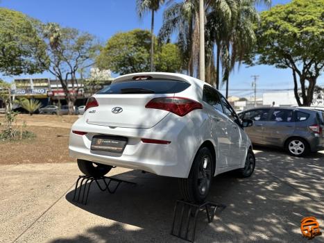 HYUNDAI HB 20 Hatch 1.0 12 V 4P FLEX COMFORT STYLE, Foto 4