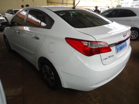 HYUNDAI HB 20 Sedan 1.6 16V 4P FLEX COMFORT PLUS, Foto 5