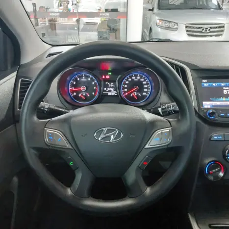 HYUNDAI HB 20 Sedan 1.6 16V 4P FLEX COMFORT PLUS AUTOMTICO, Foto 9