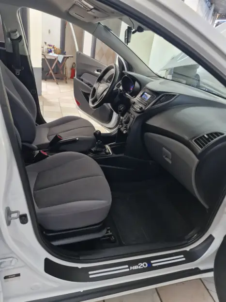 HYUNDAI HB 20 Sedan 1.0 12V 4P FLEX COMFORT STYLE, Foto 14